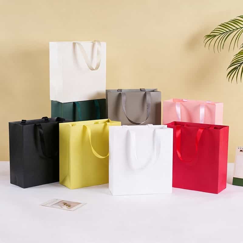 Seamless Luxury Paper Gift Bag, Custom-Made to Artwork — Pearl Paper Shopping Tote